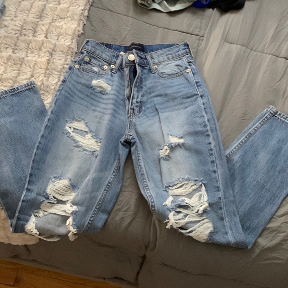 Aeropostale Baggy Mom Jeans - Picture 1 of 4